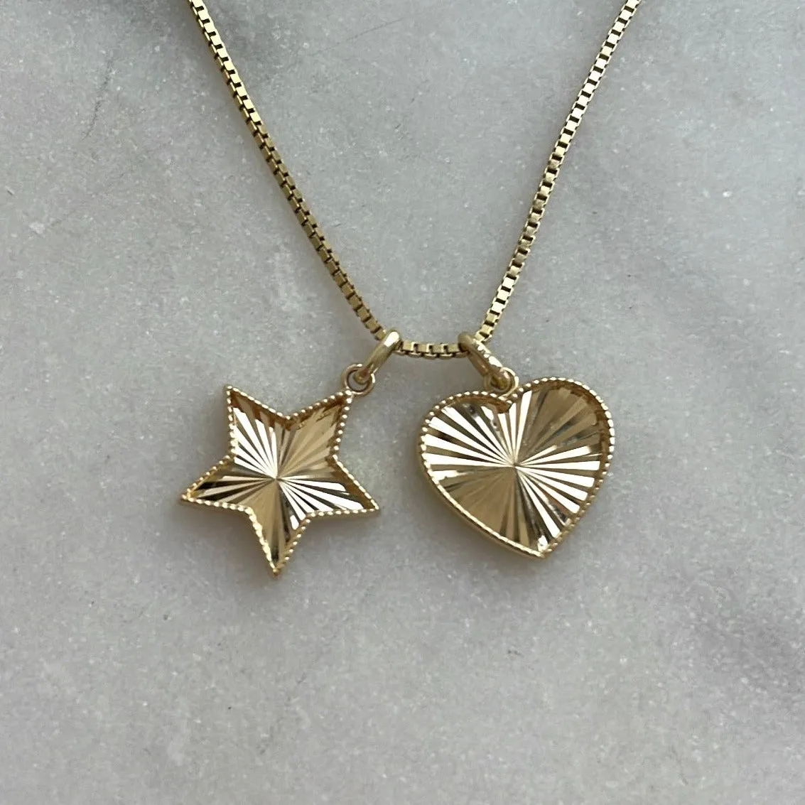 10K Gold Fluted Heart Charm