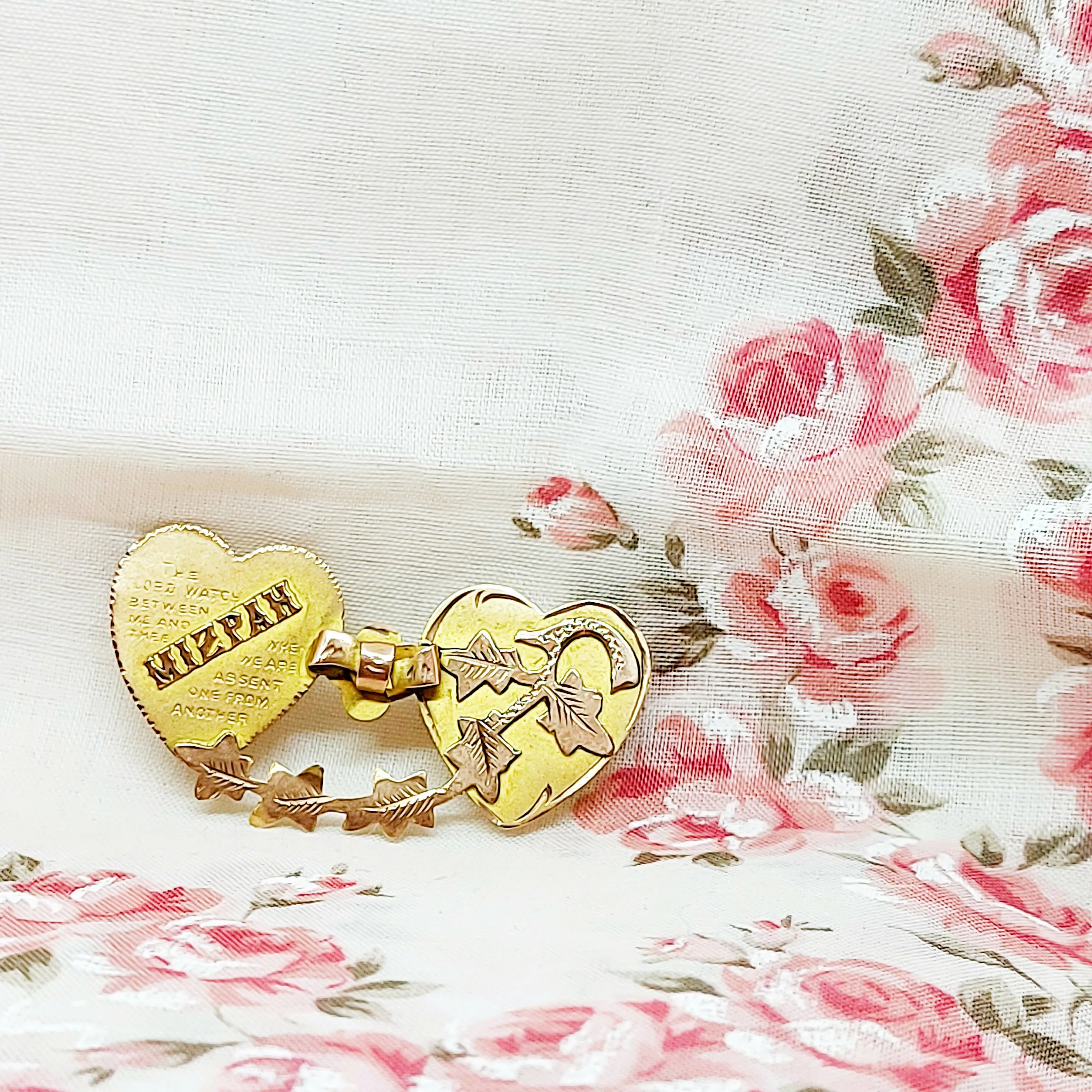 9ct Gold Victorian 'Mizpah' Love Brooch - Two Hearts Joined