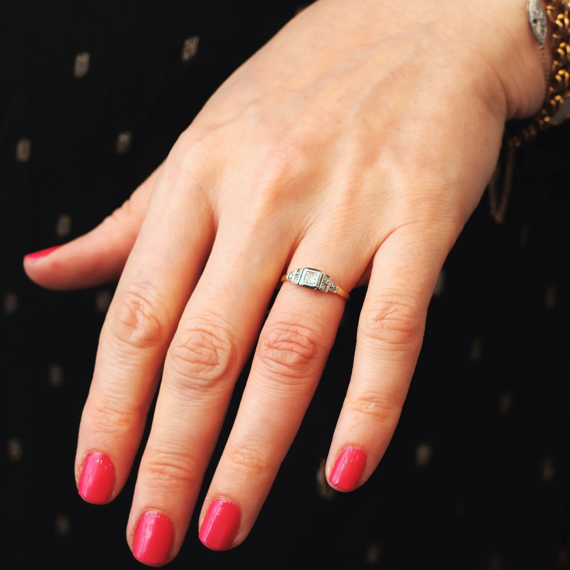 Adorable Vintage Art Deco Diamond Engagement Ring