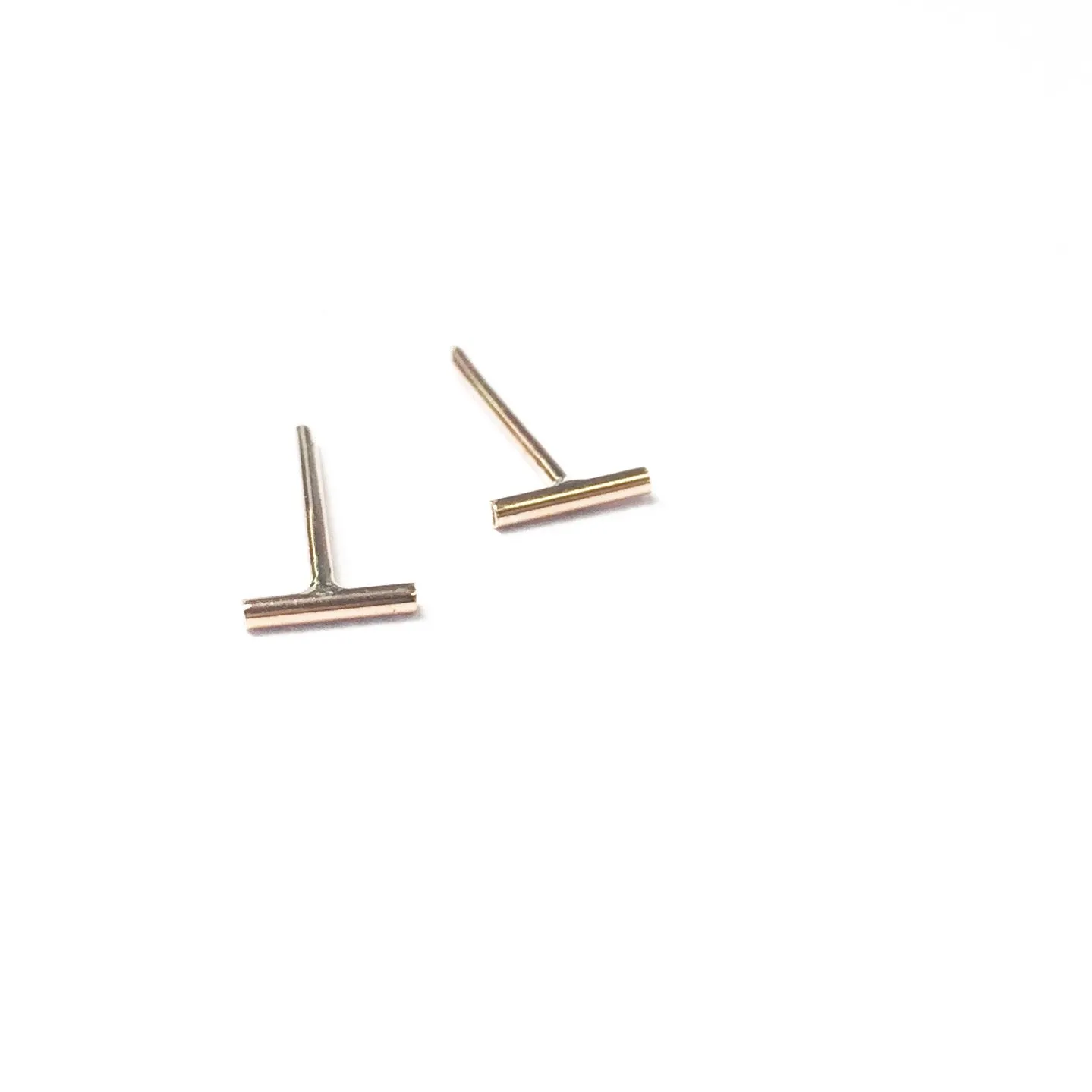 Agapantha Thin Line Studs Small Earrings