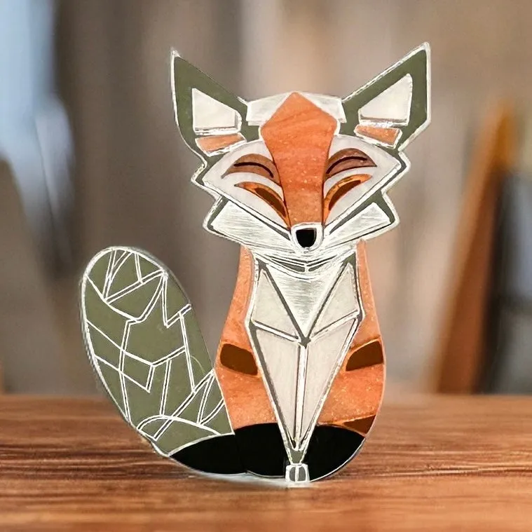 Arctic the fox - brooch