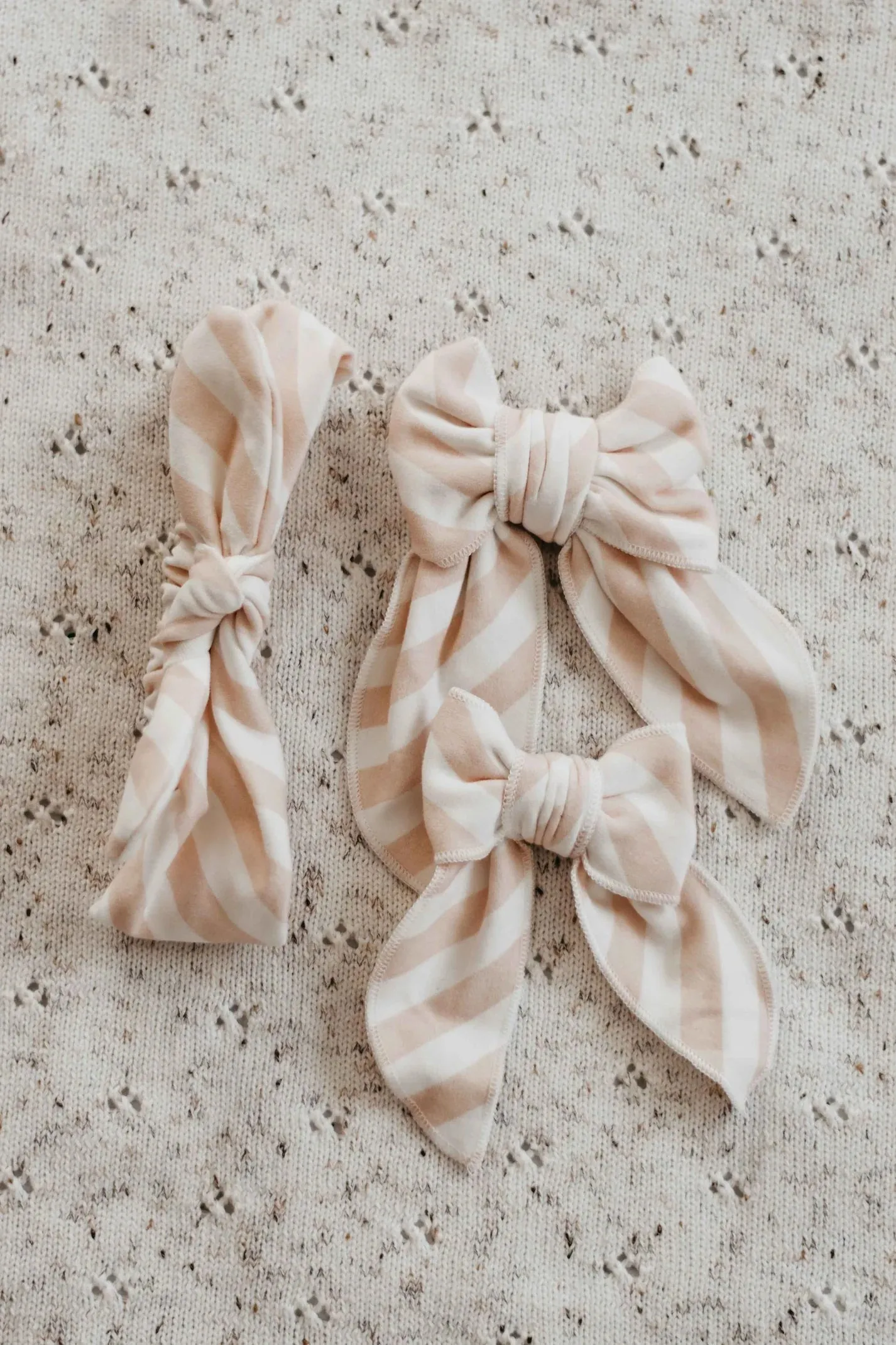 Bencer & Hazelnut Bows - Peach Stripes