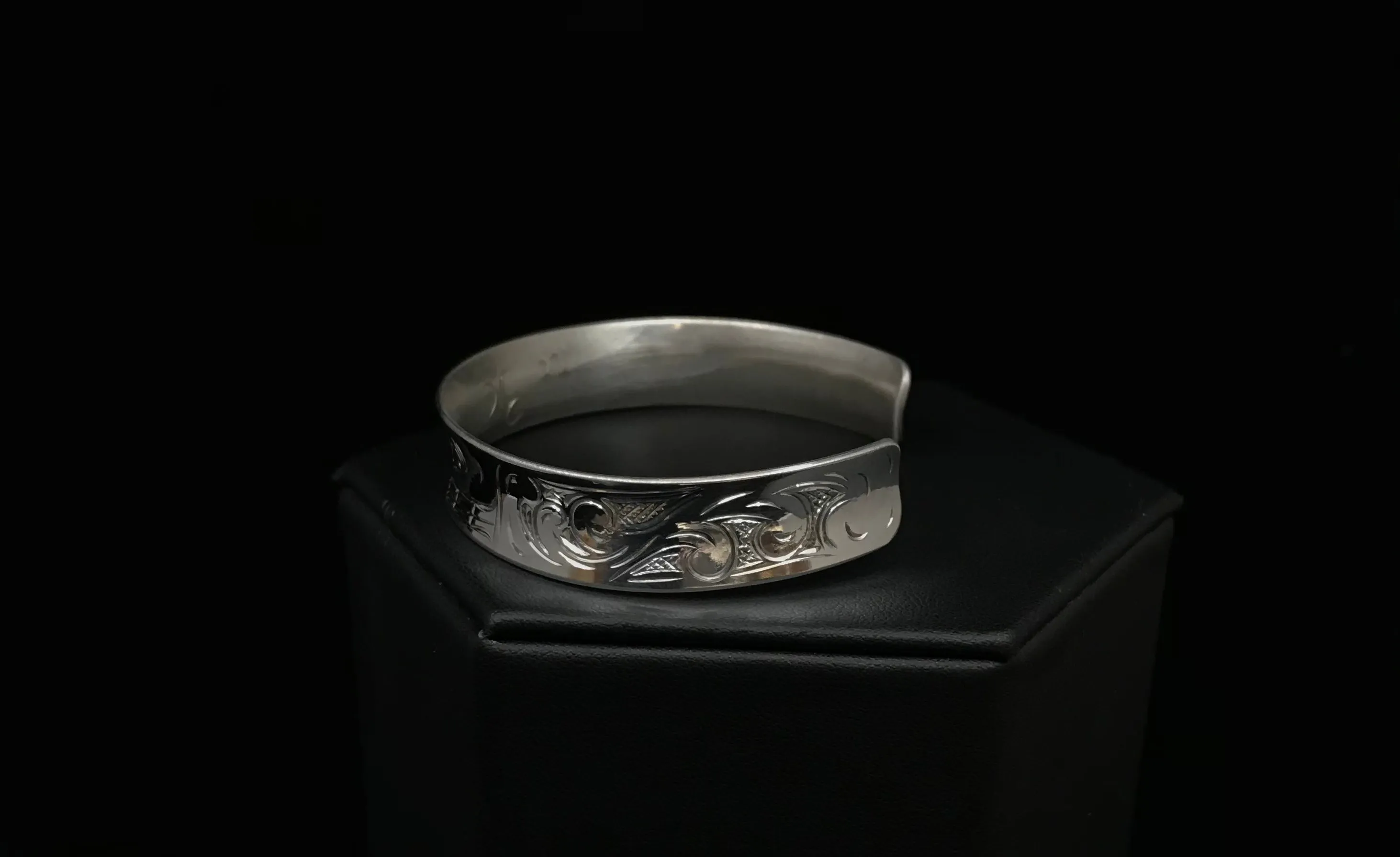 Bracelet- N. Galanin; Silver, Various Designs, 1/2"
