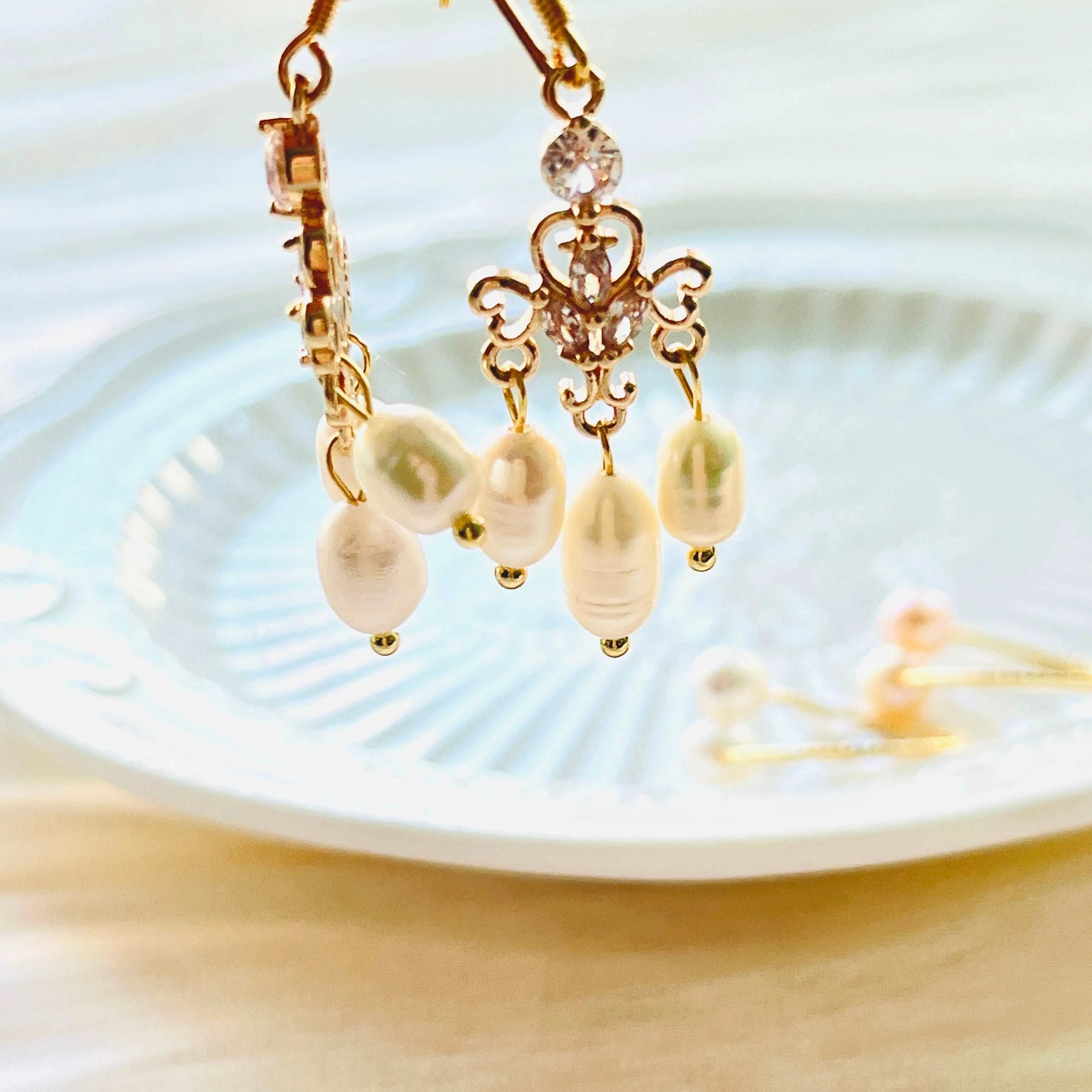 Classical Freshwater Pearl Tassel Earrings