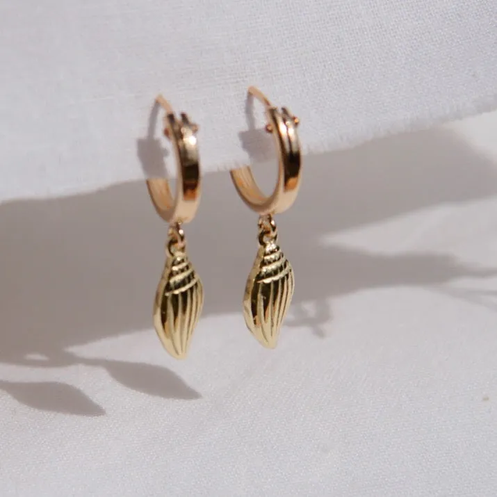 Conch Shell Huggie Hoop Earrings