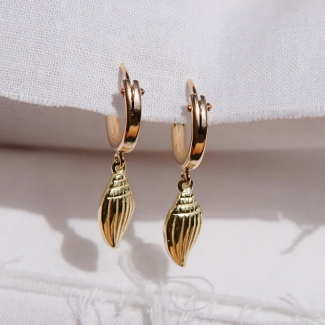 Conch Shell Huggie Hoop Earrings