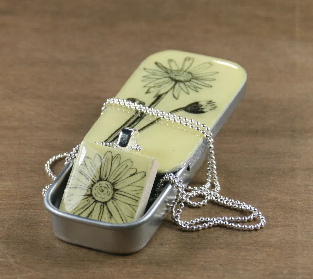 Cottage Garden Scrabble Tile Pendant and Teeny Tiny Tin - Daisy