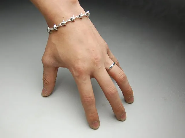 Dia Shape Studs Ring