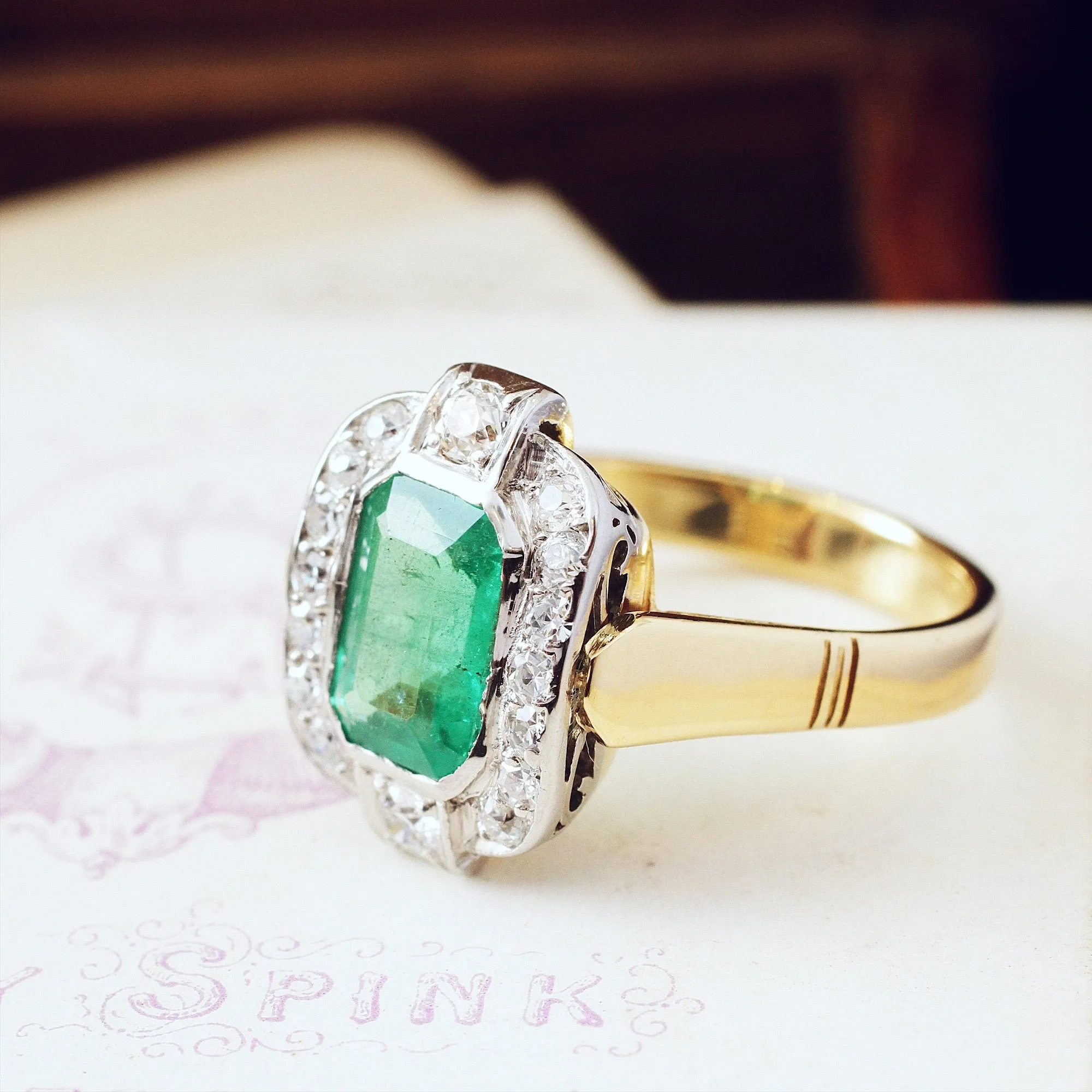 Fantastique 1970's Deco Emerald & Diamond Cocktail Ring