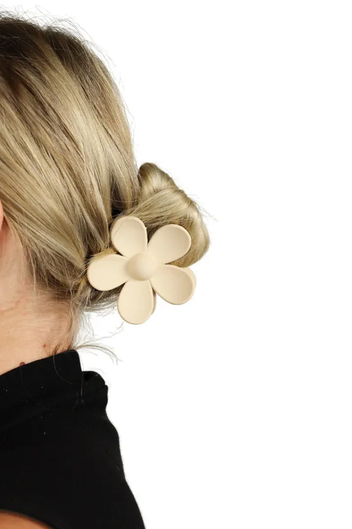 Flower Hair Clip Blonde