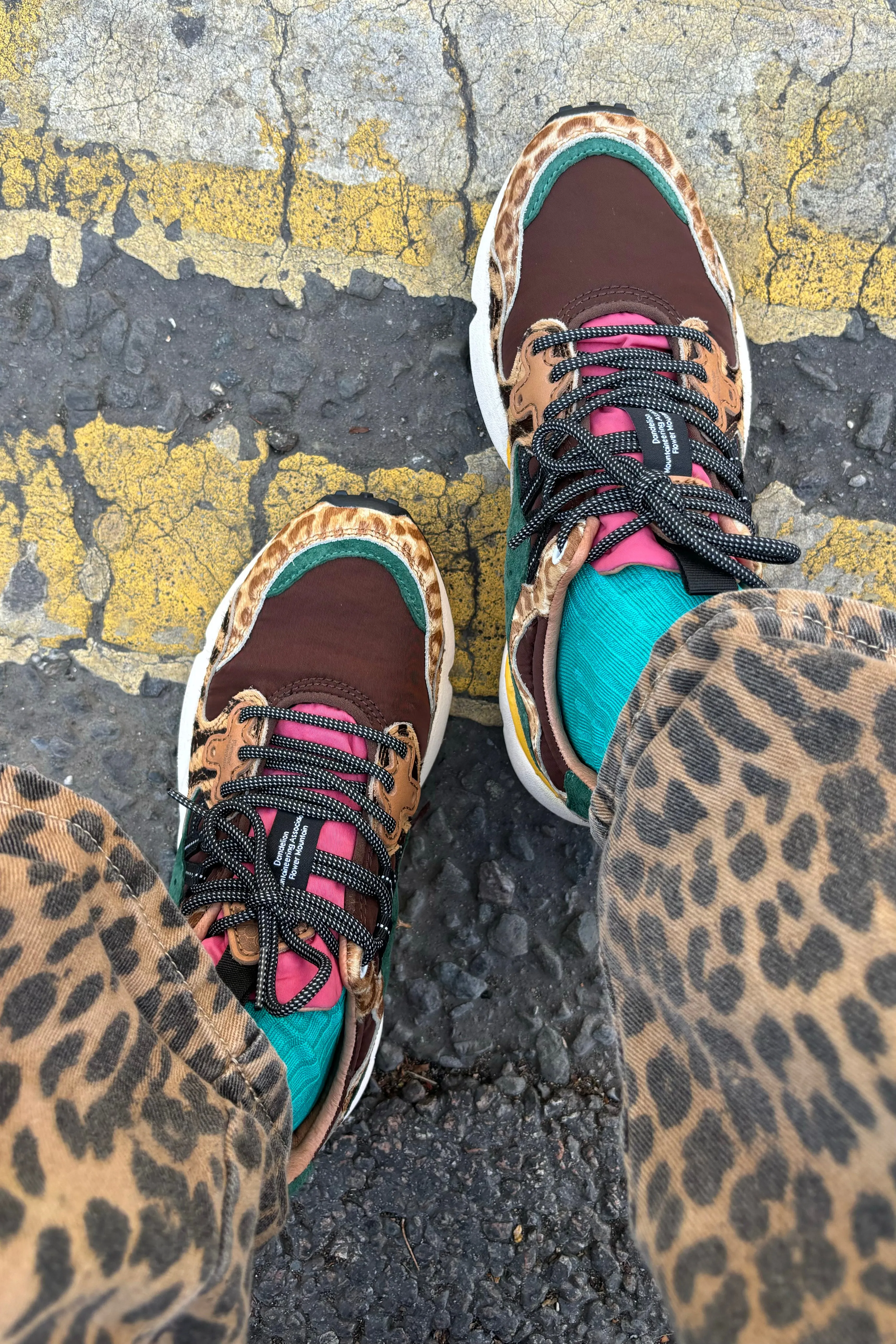 Flower Mountain Yamano 3 Uni Pony Brown/Multi Trainers