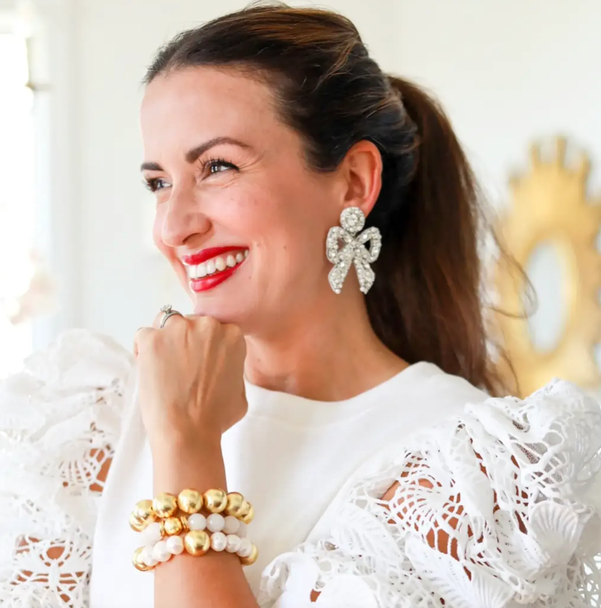 Haley Bow Earrings | Pearl White