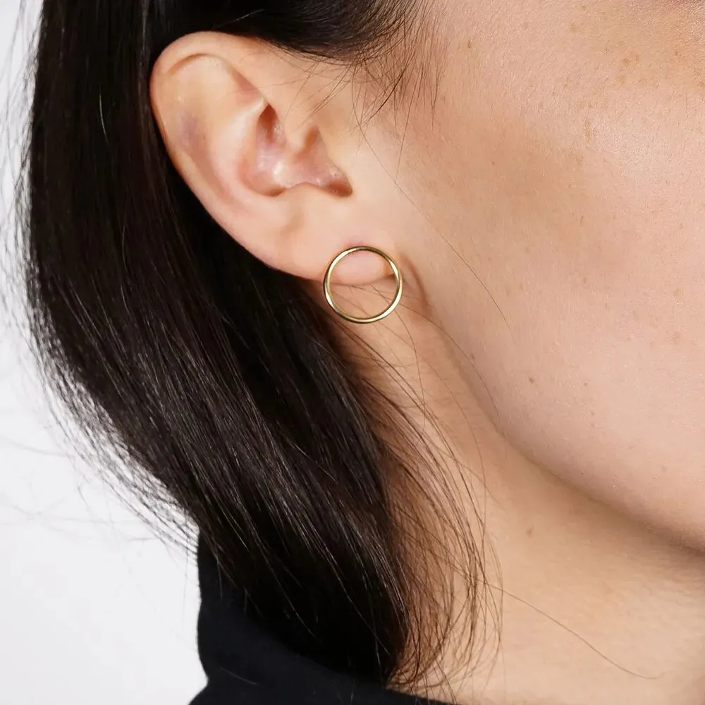 Minimalist Stud Circle Earrings