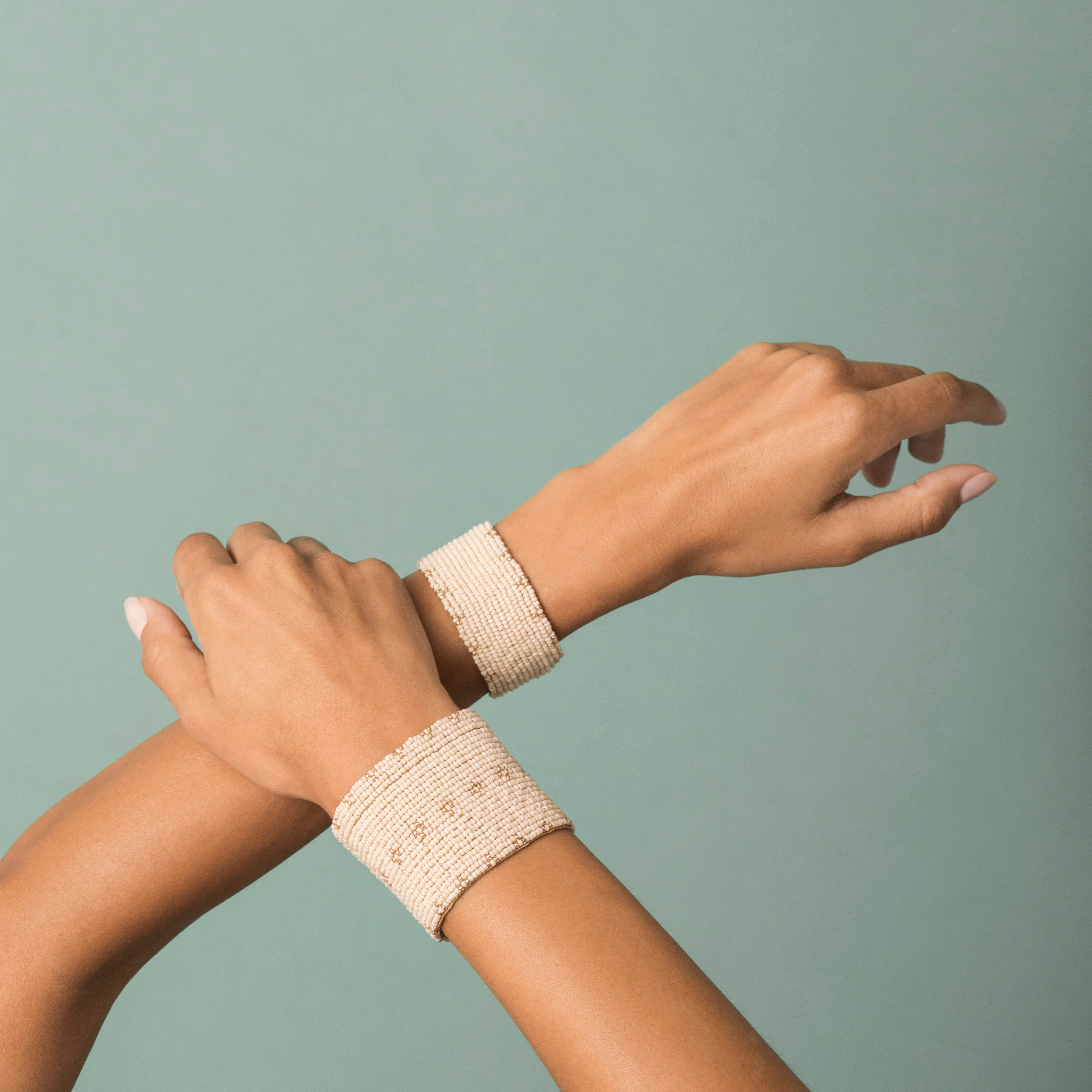 Narrow 3 Dot Triangle Leather Bracelet - PINK