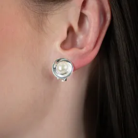Pearl Swirl Stud Earrings