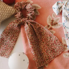 Philomena Wing Scrunchie