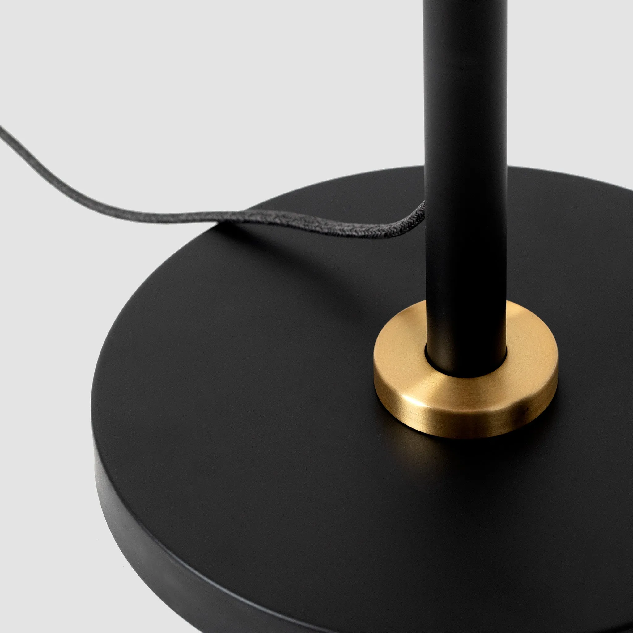 Poise Adjustable Floor Lamp in Brass   Oval II