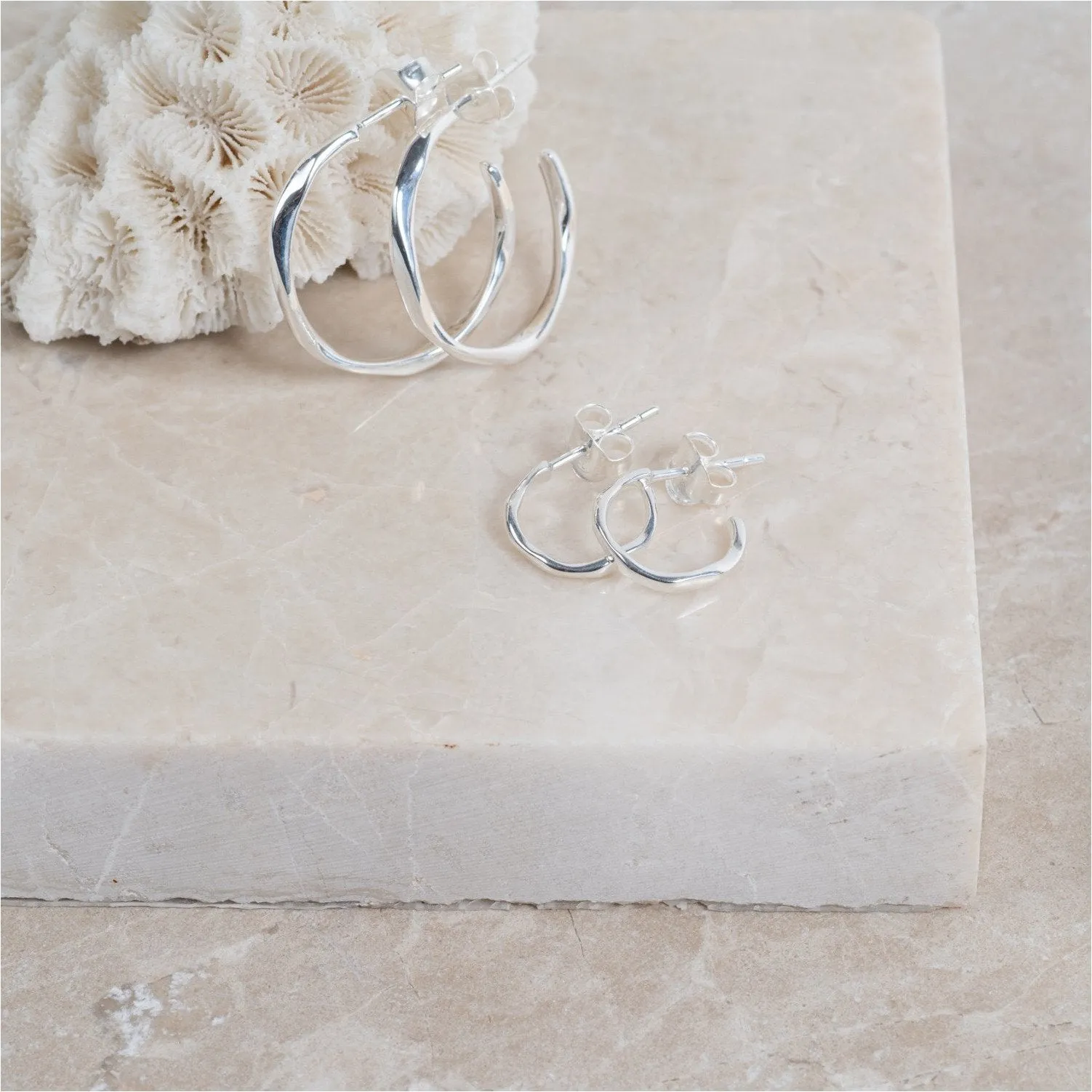 Ronda Mini Piccolo Polished Sterling Silver Hoop Earrings