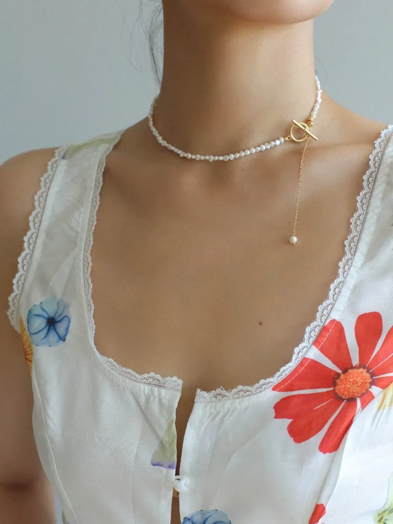 Small Steamed Bun Pearl OT Buckle Necklace