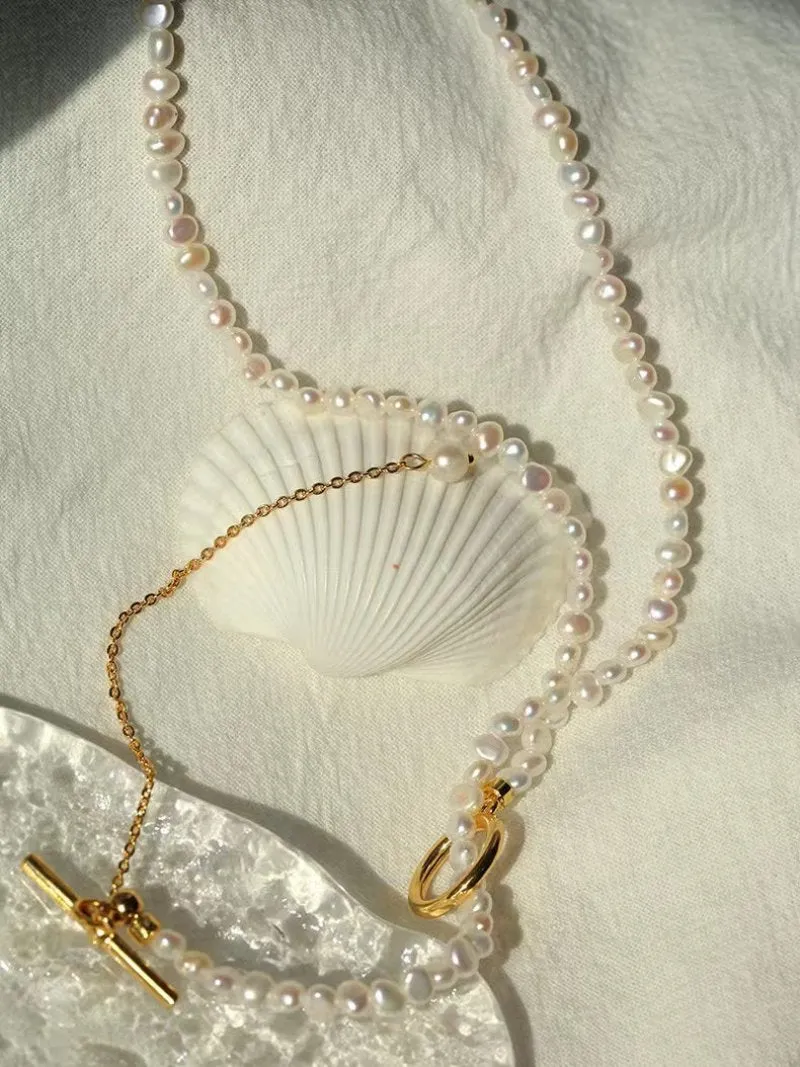 Small Steamed Bun Pearl OT Buckle Necklace