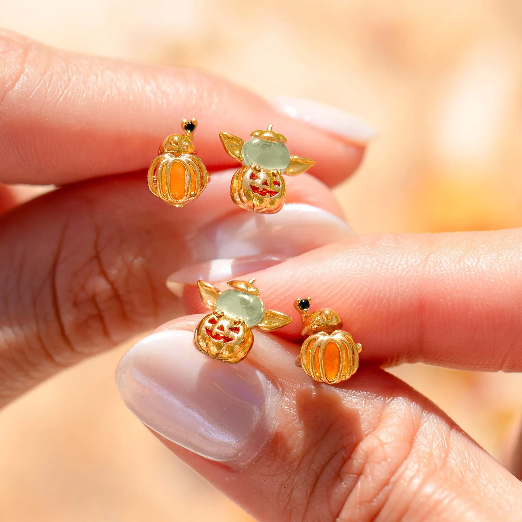 Star Wars™ Grogu™ Pumpkin Studs