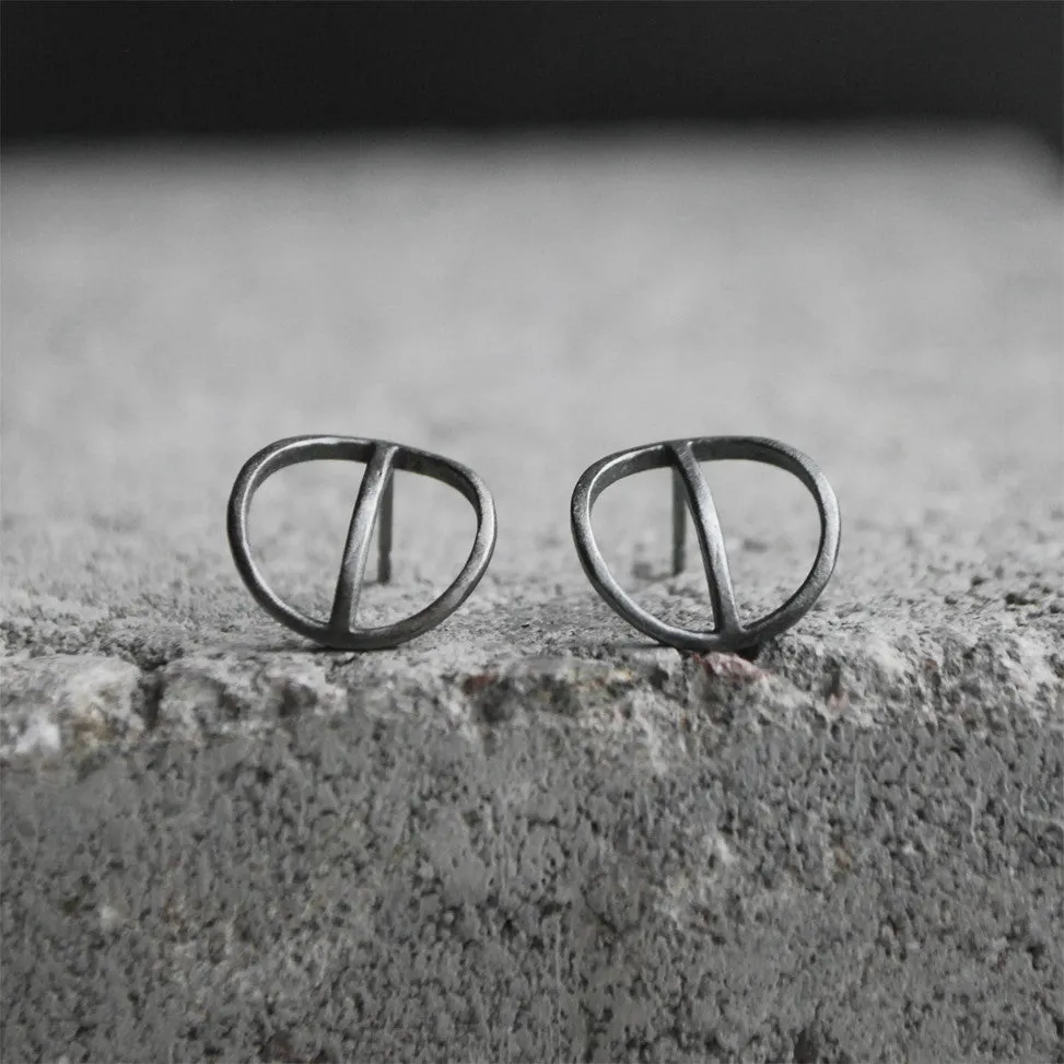 Tyyni Hoop Dangle Earring Silver Or Bronze