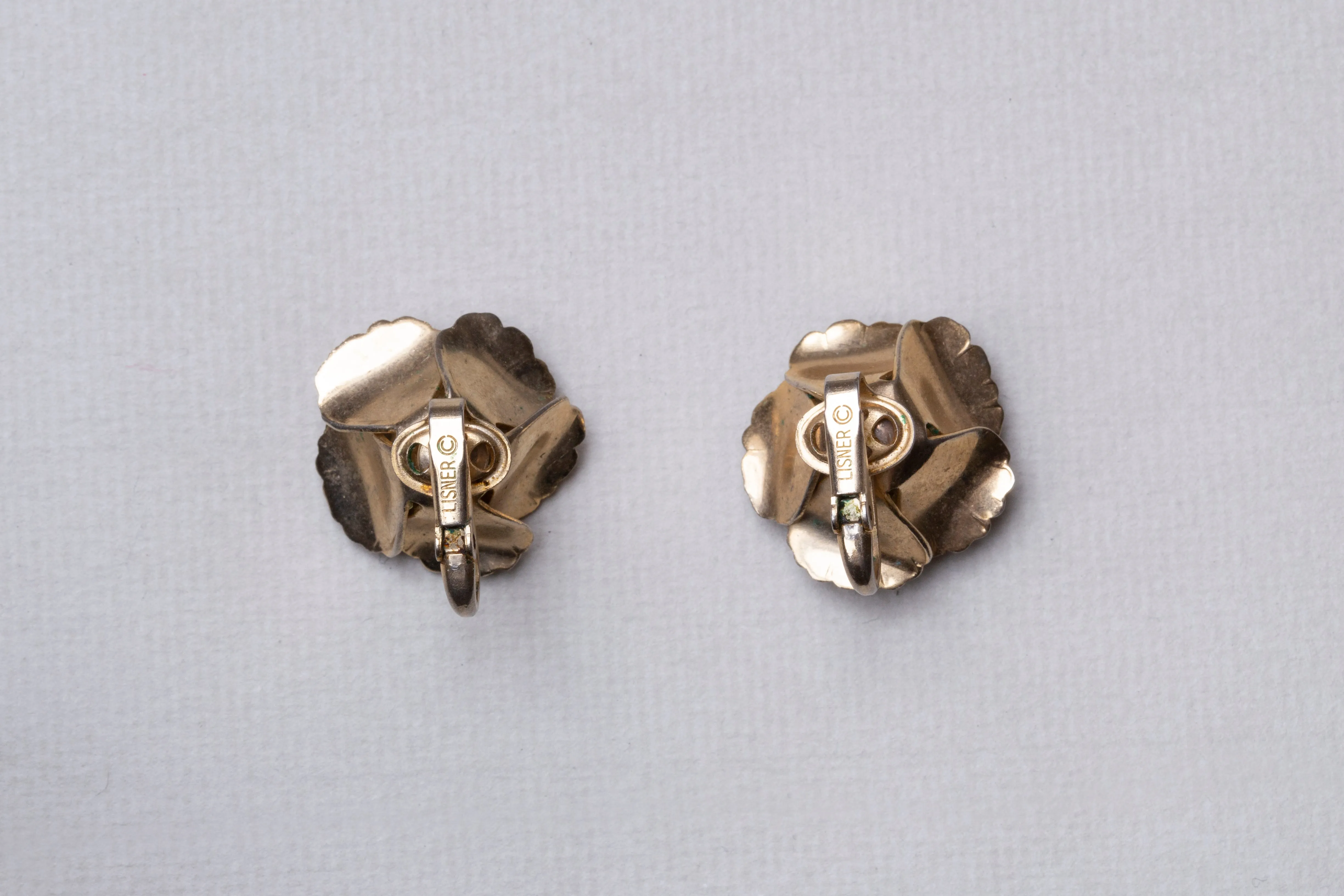 Vintage Gold Flower Clip-on Earrings
